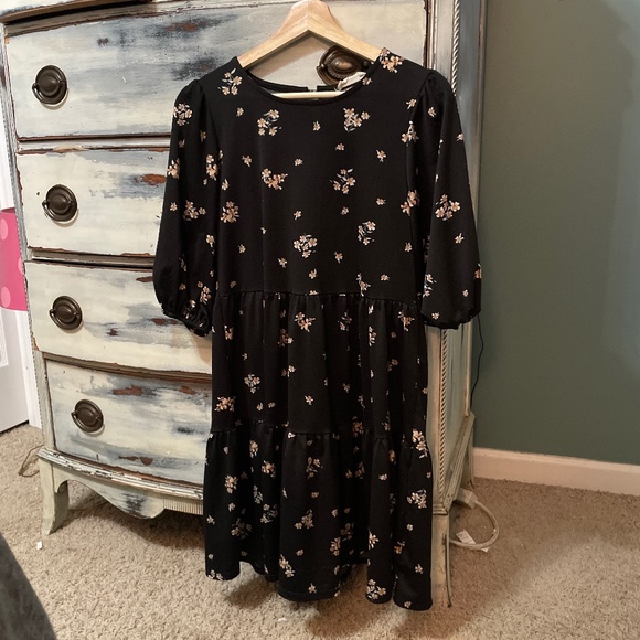 Black sundress with tan flowers - Picture 1 of 2